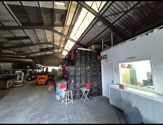 662M² WAREHOUSE TO LET IN GANTS PLAZA